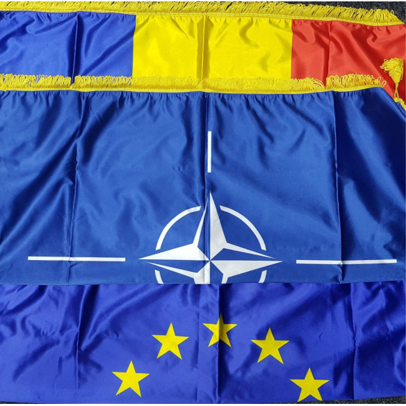 Kit drapele Romania + UE + NATO, de interior cu suport triplu | Fab...