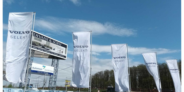 Steaguri personalizate ale partenerului Primus Auto - reprezentanta VOLVO