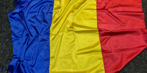 Drapelul României purtat cu mândrie